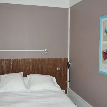 De Normandie Hotell 2*