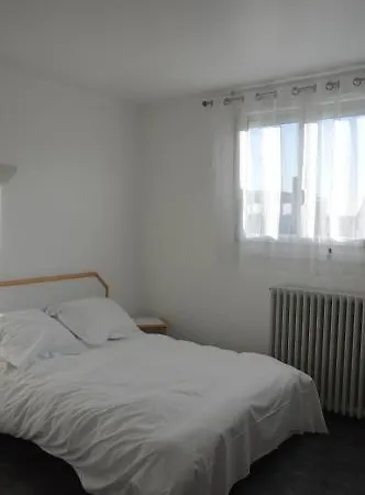 Hotel De Normandie 2*